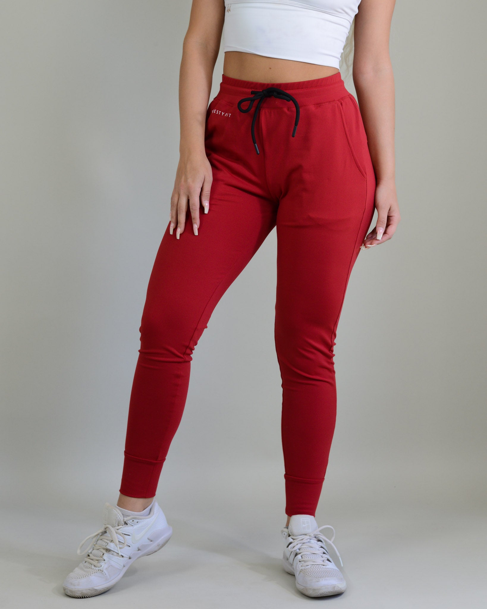 Queen's Royal Jogger - Red