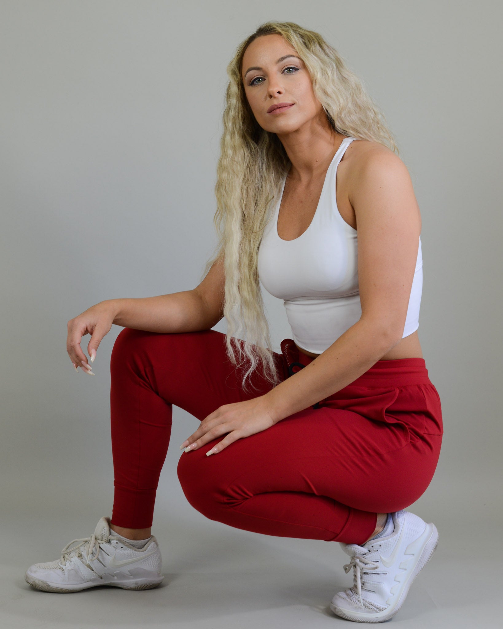 Queen's Royal Jogger - Red